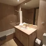 Elegancia Y Comodidad En Avenidas Novas 140 M2 De Dos 2 Cuartos Bano , 4 Personas , Parking Opcional * Lisbon