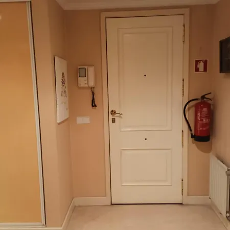 Apartment Elegancia Y Comodidad En Avenidas Novas 140 M2 De Dos 2 Cuartos Bano , 4 Personas , Parking Opcional *