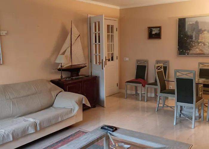 Elegancia Y Comodidad En Avenidas Novas 140 M2 De Dos 2 Cuartos Bano , 4 Personas * Lizbona